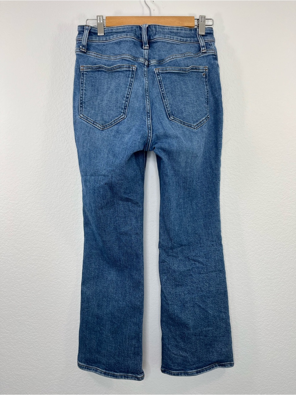 Madewell Curvy Kick Out Crop Jean in Oneida Wash size 28 - Picture 5 of 10